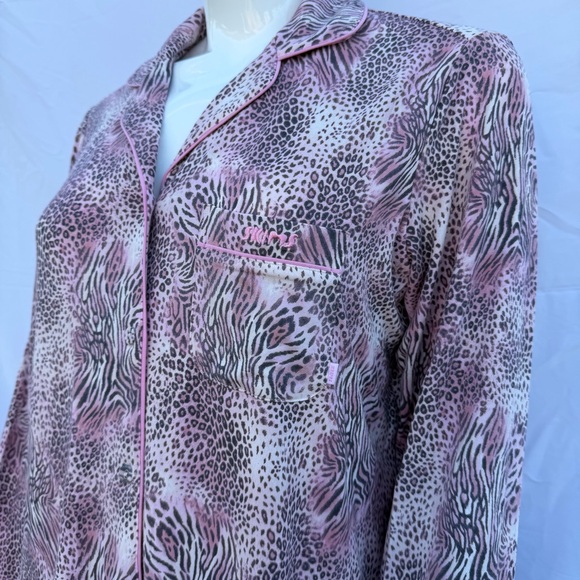 Skims Long-sleeved Pajama Set - Picture 12 of 16